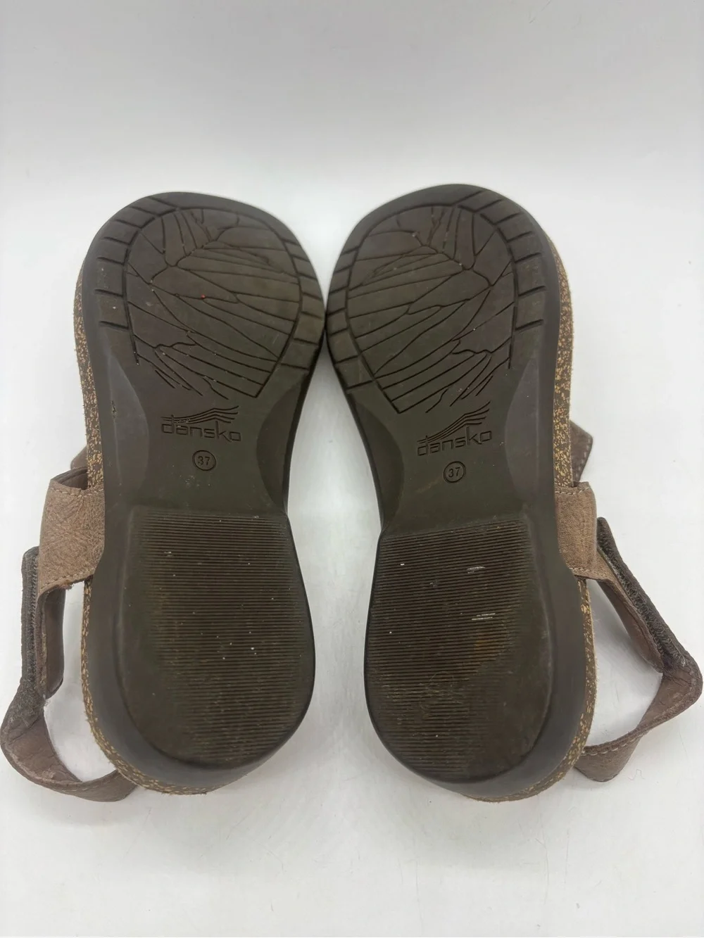 Dansko Reece Brown Distressed Leather Toe Loop Slingback Sandals Womens 37 US 7 - Picture 7 of 9